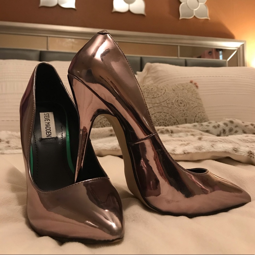 Steven madden platinum heels